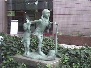 �i�q�l�J�w�O�́u�g���{�ނ�v