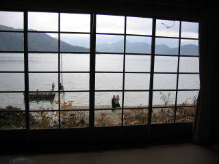 ̓NX^KX͑䂪݂邪B